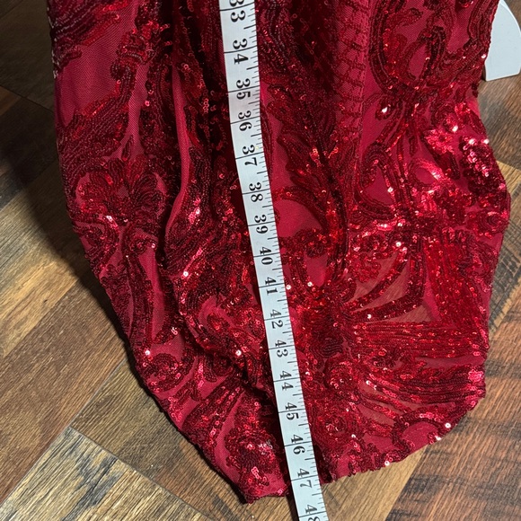 B. Darlin Elegant Red Sequin Evening Gown size 3/4 - Picture 6 of 8